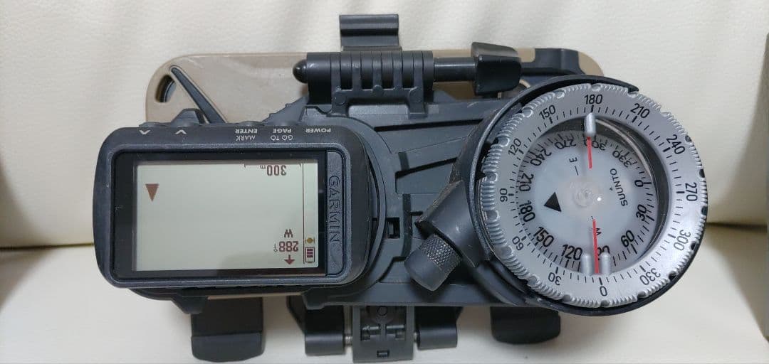 実物KAGWERKS GARMIN SUUNTOセット