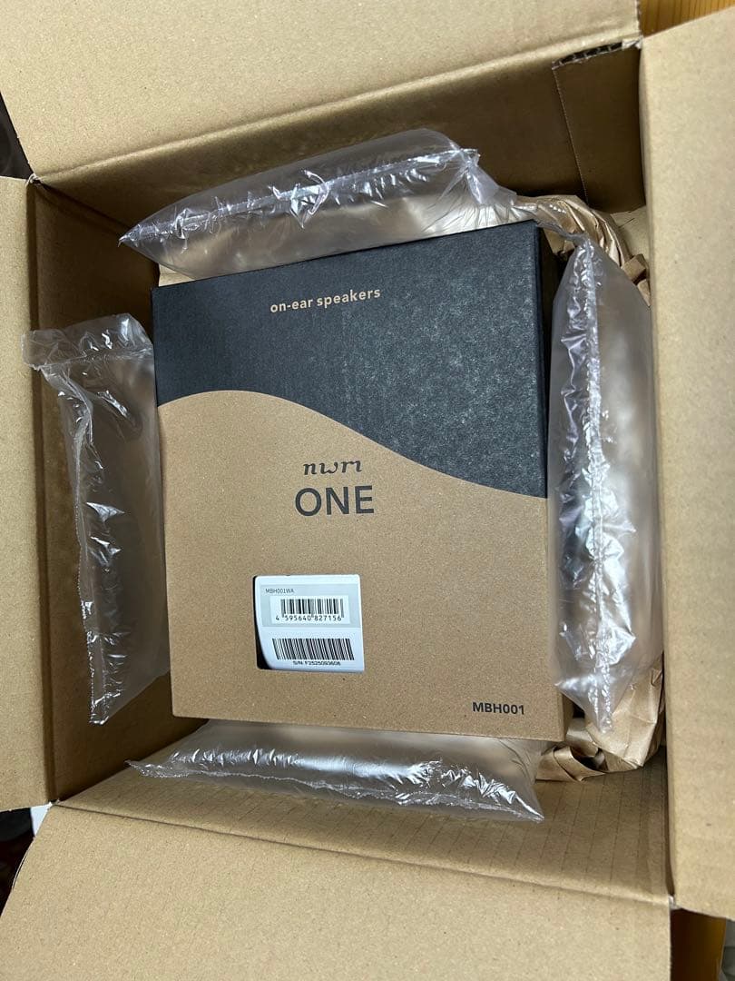 【新品未開封】nwmONE MBH001WAオープンイヤーヘッドホン 保証なし