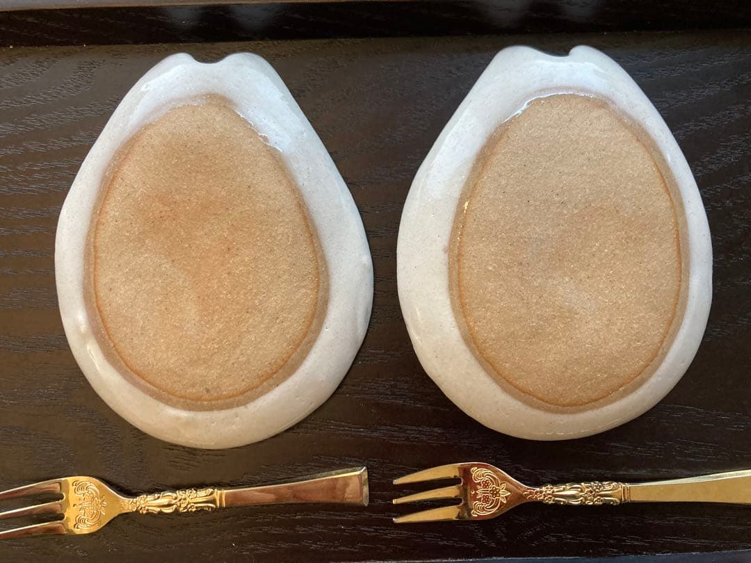 ゆずりは工房　食器　猫　皿　中サイズ　せともの　陶器