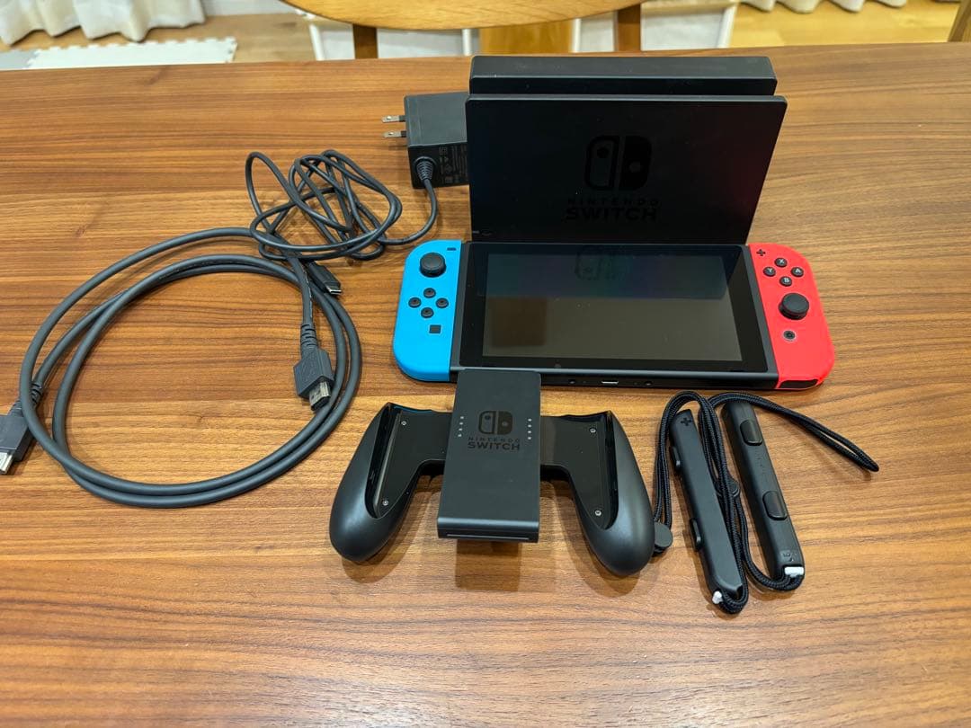 Nintendo Switch 本体 ネオンブルー、ネオンレッド