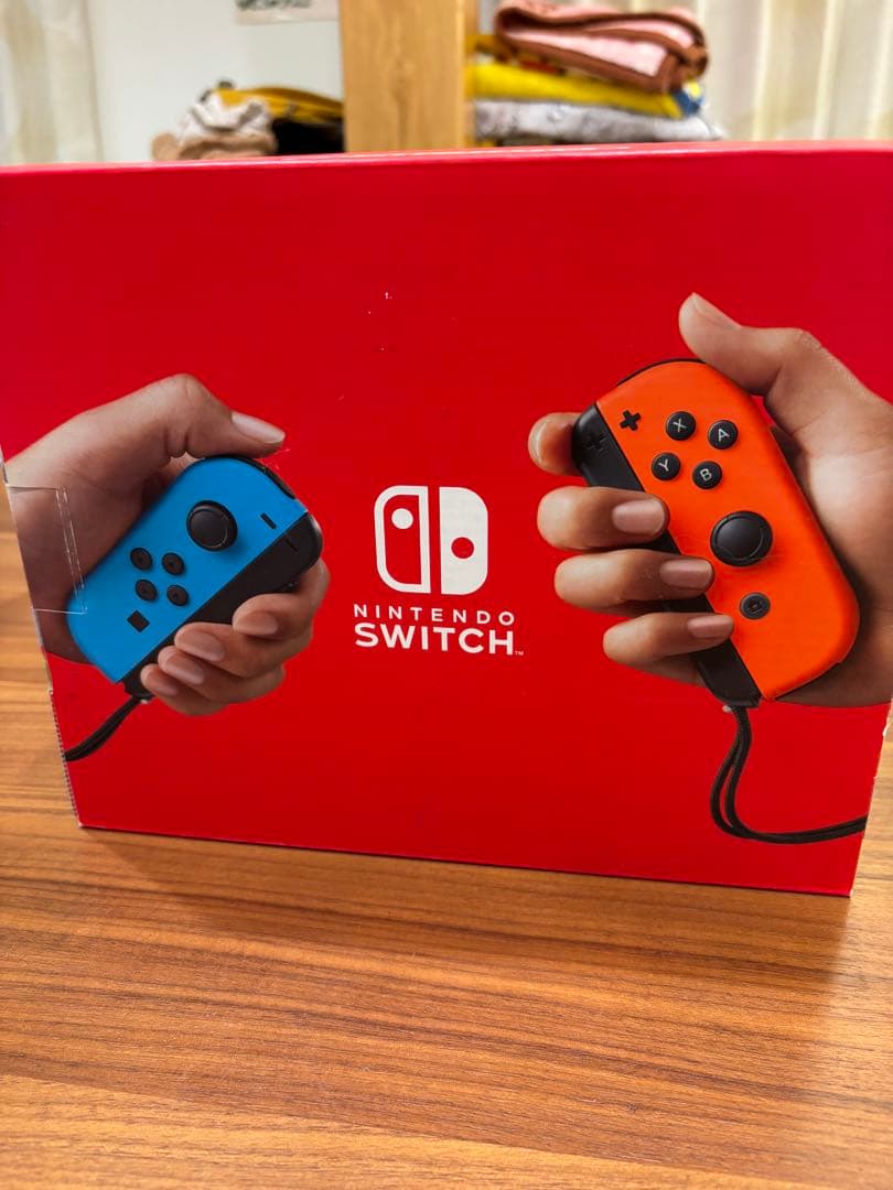 Nintendo Switch 本体 ネオンブルー、ネオンレッド