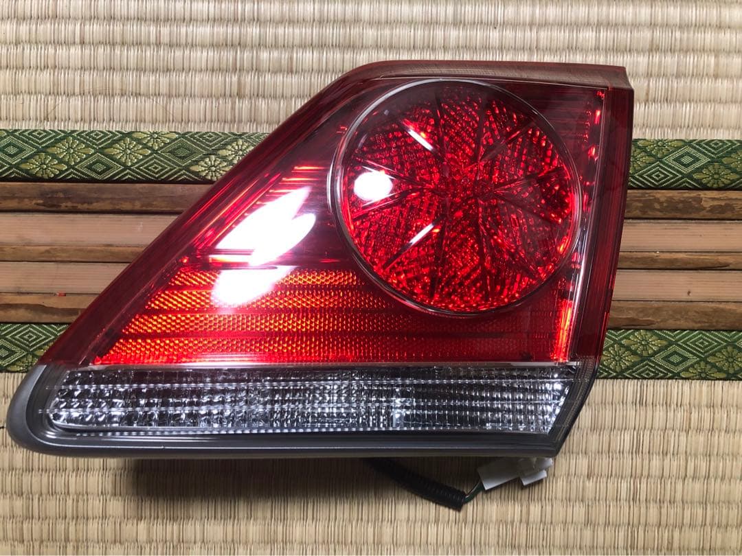 よしぽん 年末大特価 200系 クラウン アスリート 後期 純正