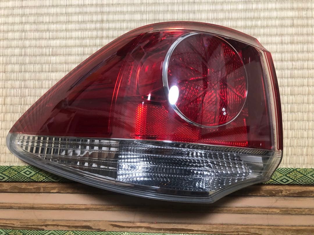 よしぽん 年末大特価 200系 クラウン アスリート 後期 純正