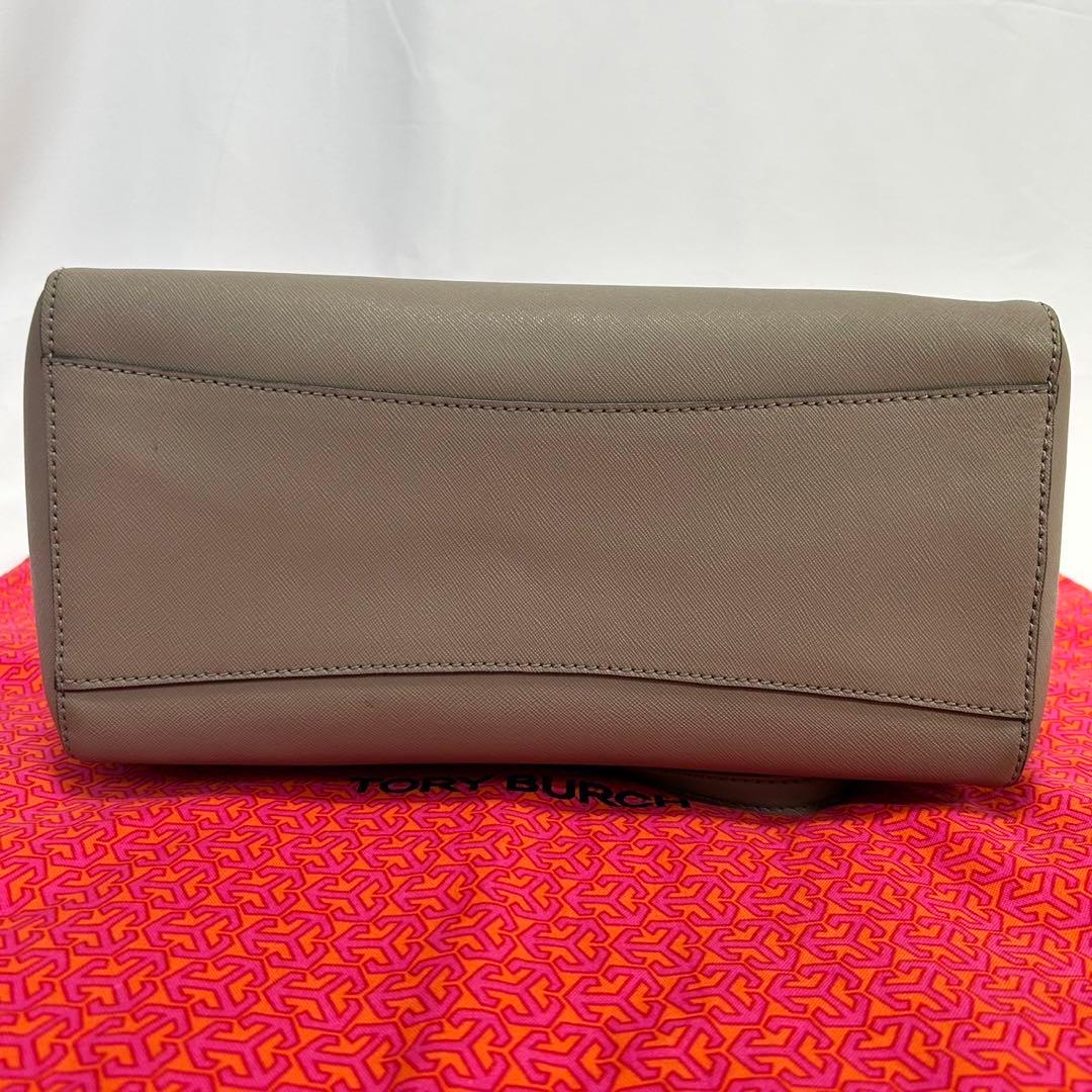 【極美品】トリーバーチ ロビンソン トートバッグ レザー 肩掛け A4 ベージュ