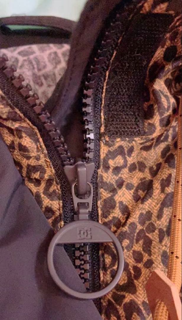 【美品】DC スノボーウェア レオパード柄 ジャケット スノボー スキー