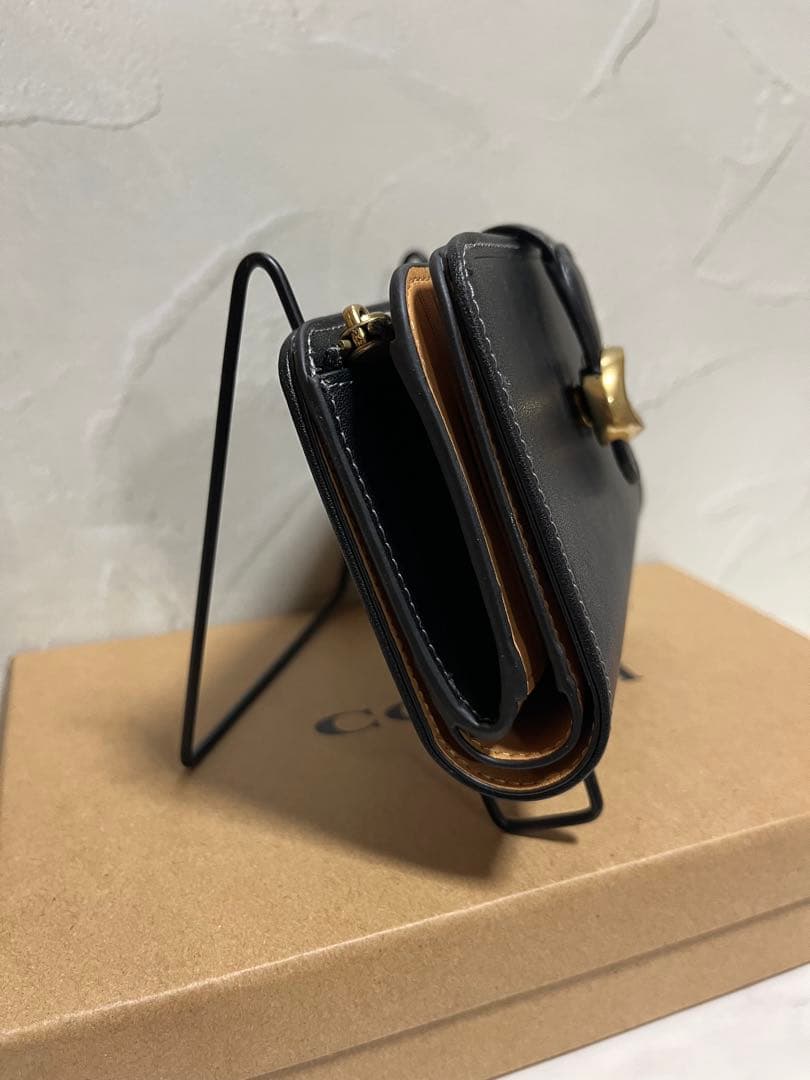 ✨️新品未使用✨️COACH ブラック 二つ折り財布