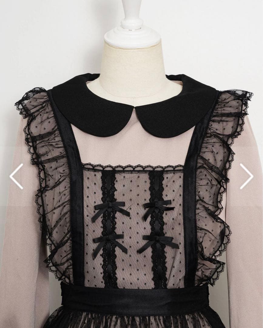 【最終値下げ】pium チュールエプロン付き丸襟ワンピース