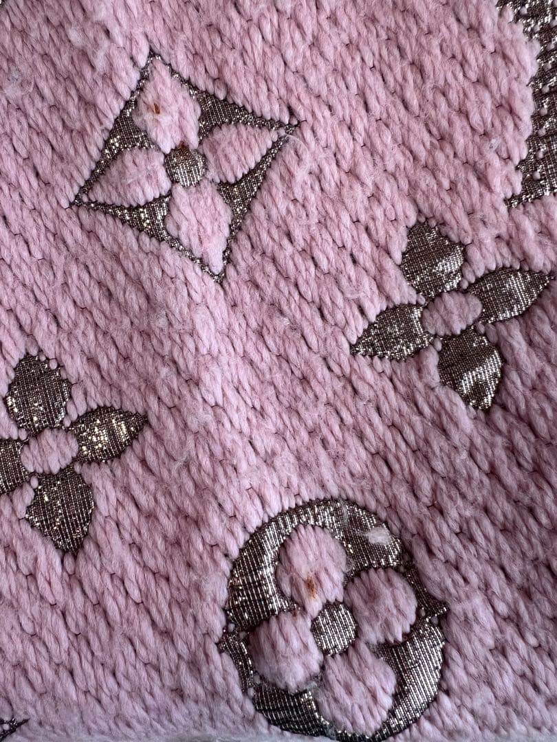 ヴィトン マフラー ピンク