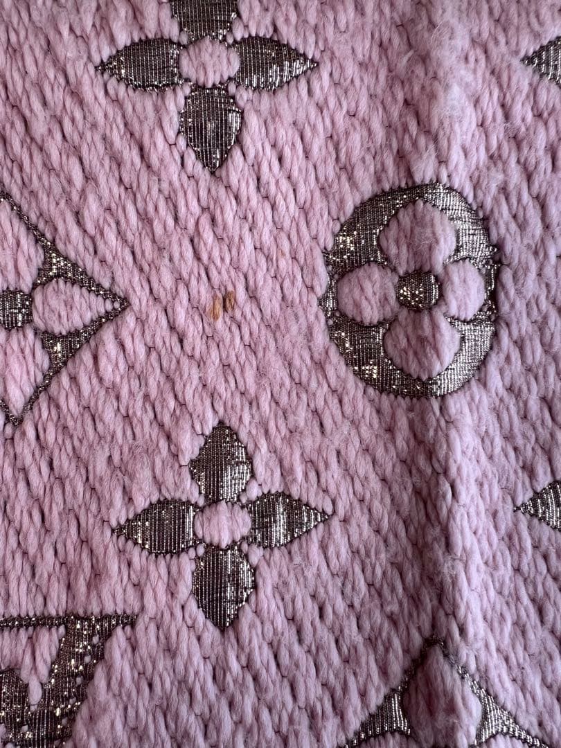 ヴィトン マフラー ピンク