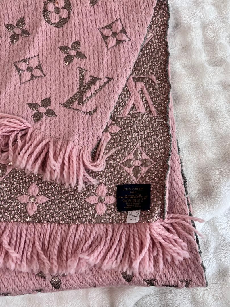 ヴィトン マフラー ピンク