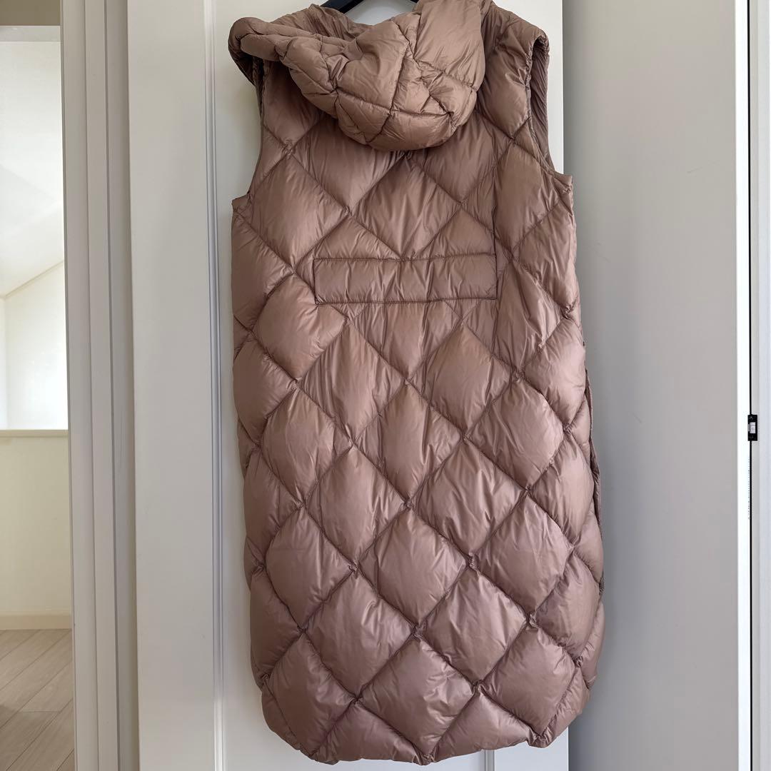 MaxMara ダウンジレ　44サイズ