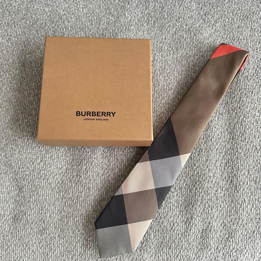 未使用【Burberry】　ネクタイ　ブラウン　バーバリーチェック
