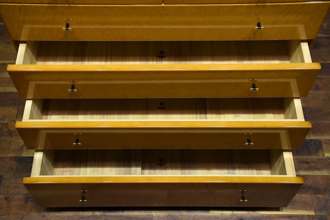 DEK41 府中家具 バーズアイメープル 5段チェスト 最高級 鳥目杢 桐タンス