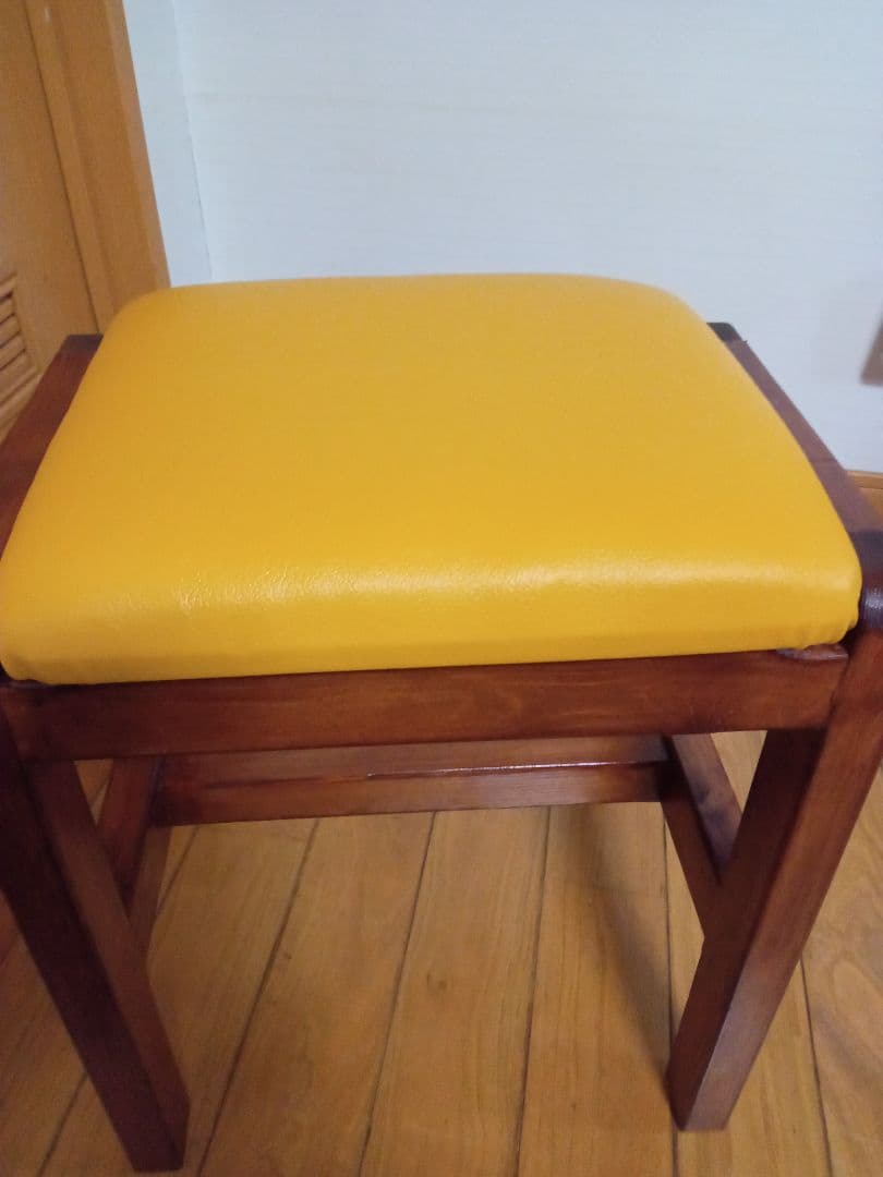 ゆったりスツール　（カラシ、紺）２脚