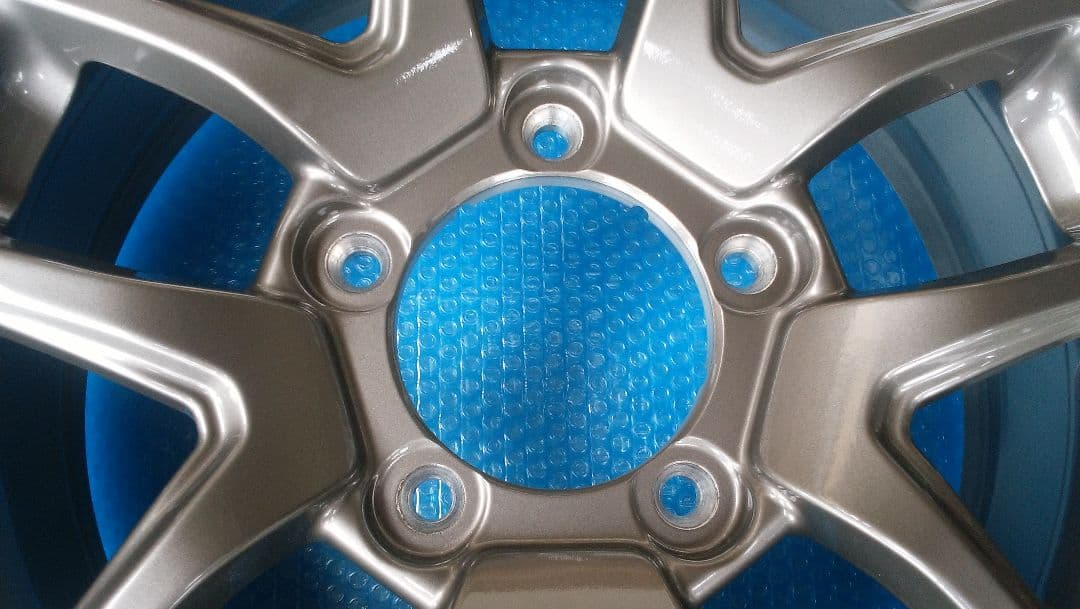 99％新品 傷無し汚れ無しの超超極上品 新型ジムニー 純正アルミ 1本 新車外し