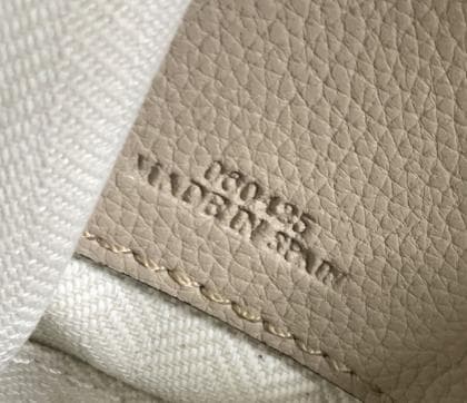 LO★EWE ベージュ ショルダーバッグ