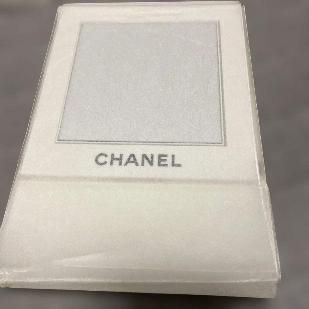 未使用　CHANEL シャネル ノベルティ 回転式 卓上スタンドミラー　鏡