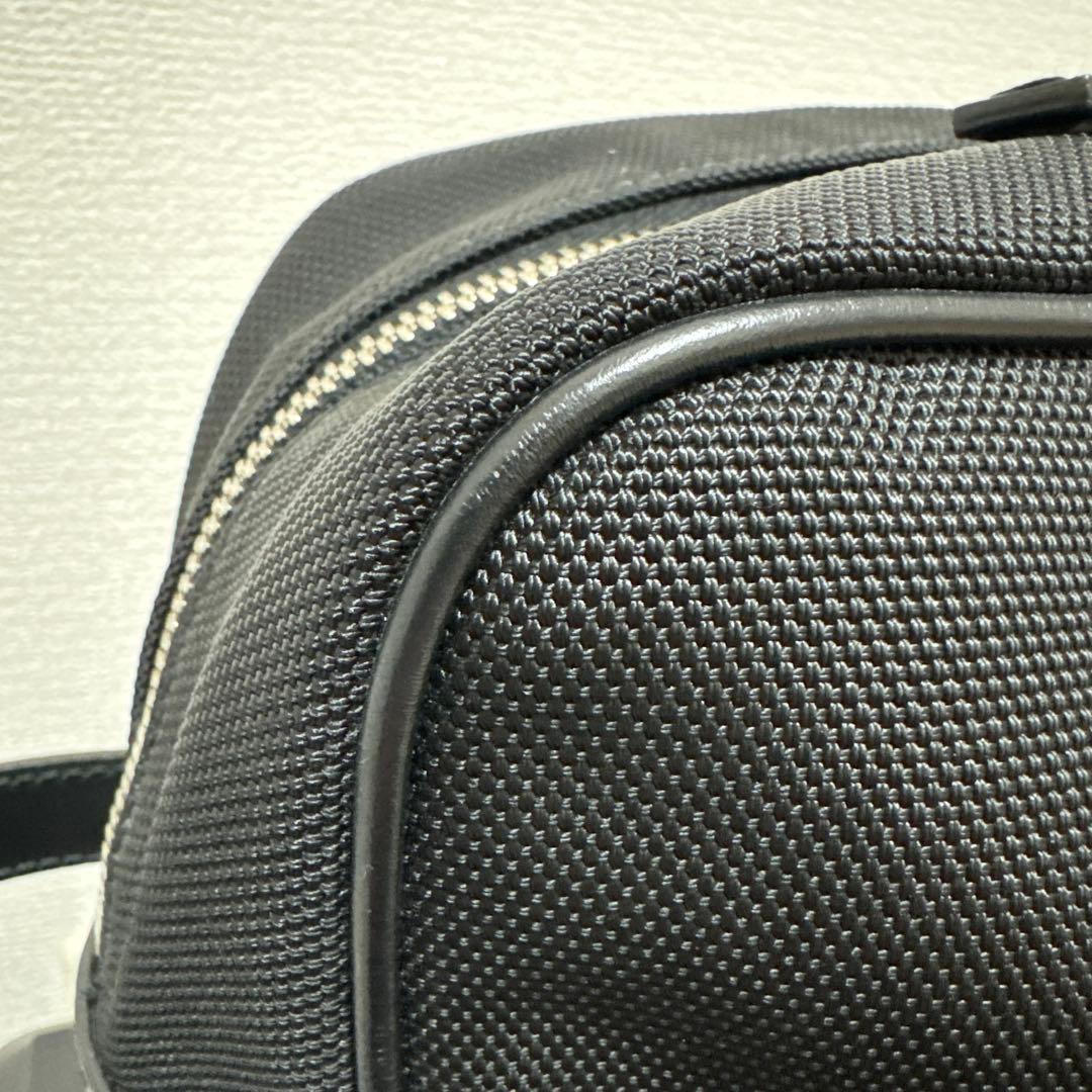 GUCCI シェリーライン　ナイロン×レザー　ブラック　セカンドバッグ　美品