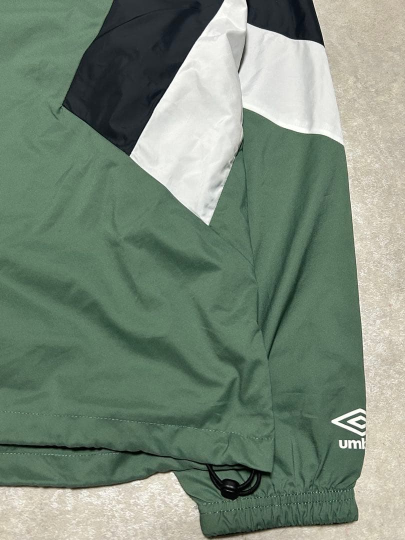 UMBRO ピステ・ウィンドブレーカー グリーン/ブラック　セットアップ XL