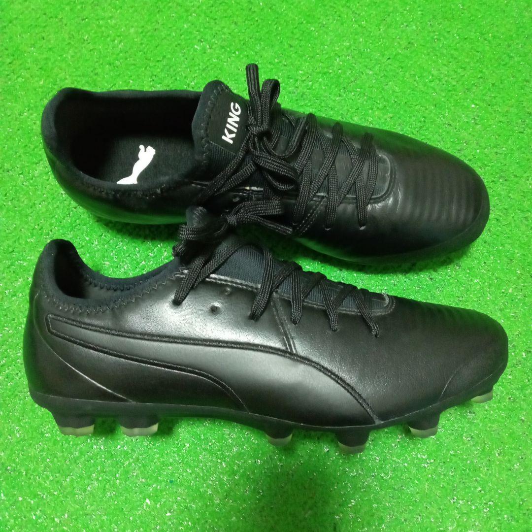 PUMA KING ブラック スパイクシューズ