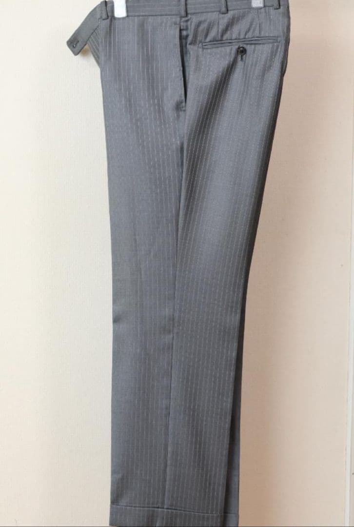 Ermenegildo Zegna グレー スーツ　トロフェオ