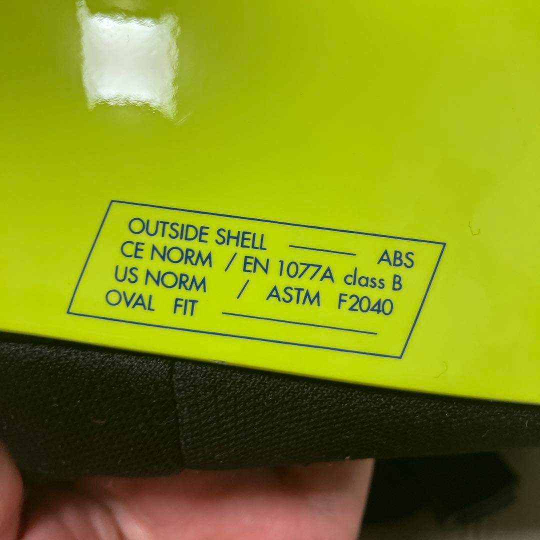 美品！Salomon スキーヘルメット　FIS ジュニア　XL 大人　競技用