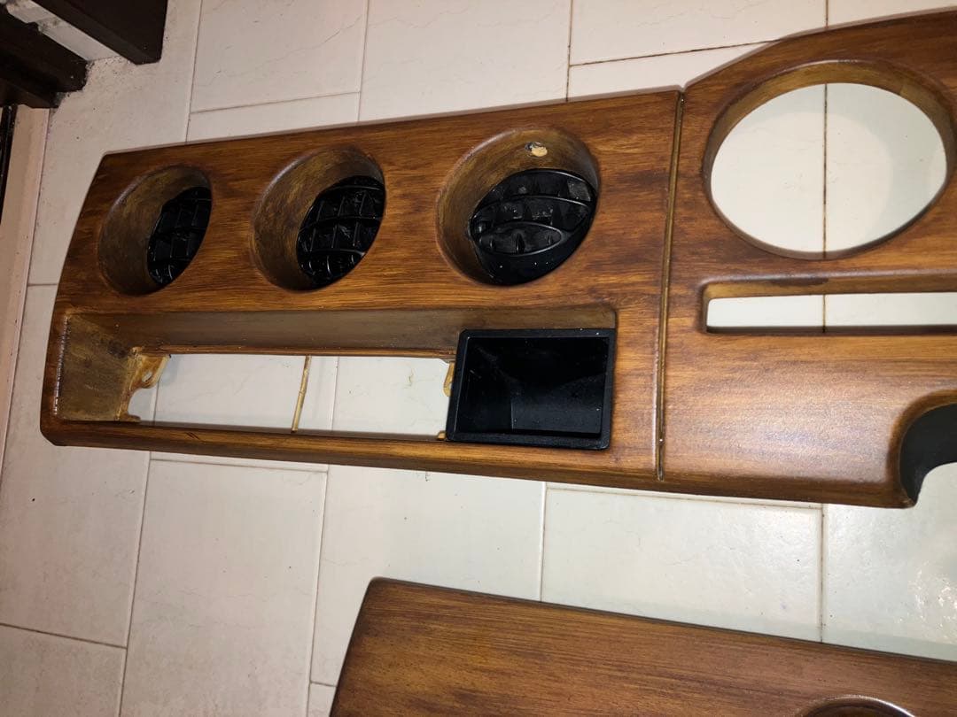 ジムニーJA22純正メーターパネル　グローブボックス蓋　ウッド調　塗装品