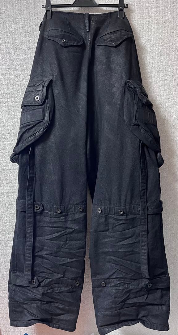 パンツ JULIUS Coated Gasmask Cargo Pants