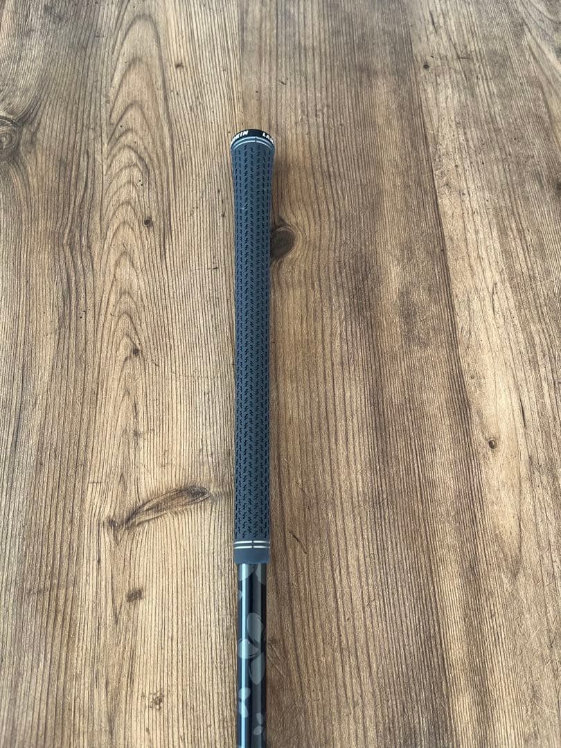 テーラーメイドゴルフ　QI35 LS ドライバー