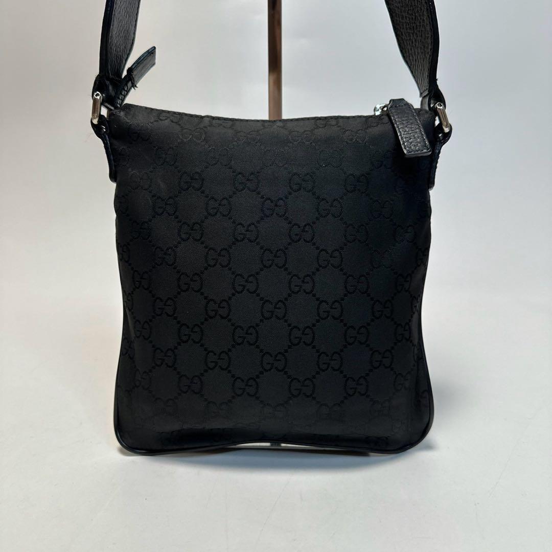 専用l63【美品】グッチ　GGナイロン　レザー　シェリーラインショルダーバッグ.