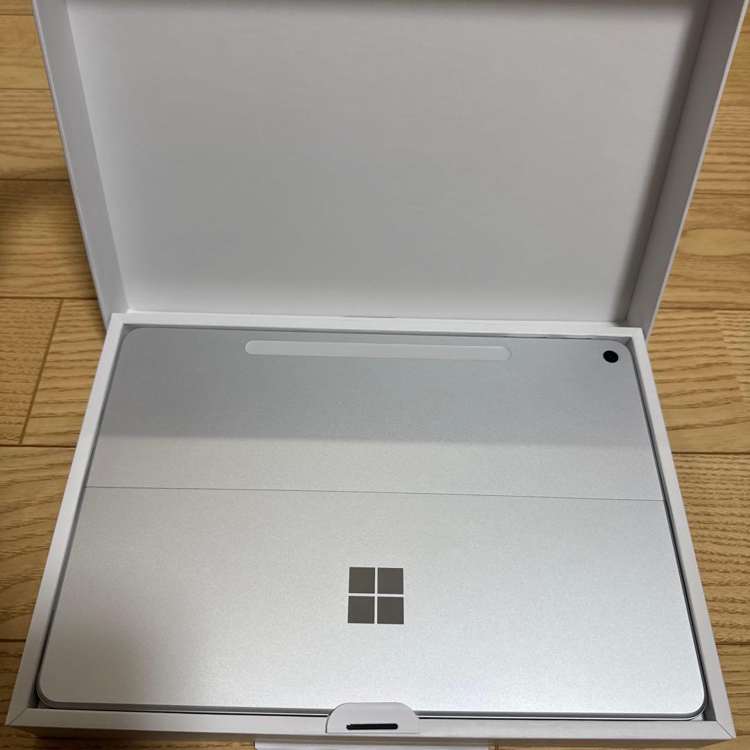 ★ほぼ新品・即発送★Microsoft最新SurfacePro12 （美品）