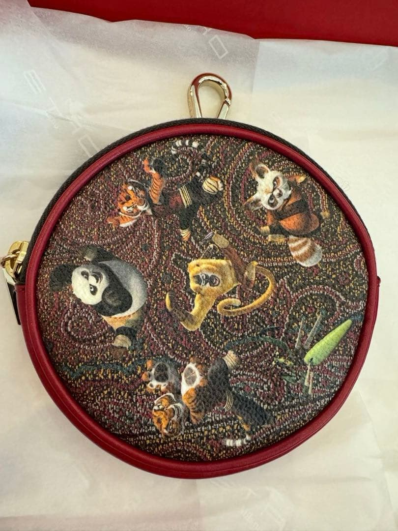 エトロ　カンフーパンダ円形ケース　新品