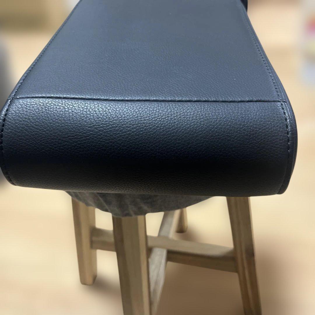 トヨタ ノア ヴォクシー 90系 フロントアームレスト 黒　運転席