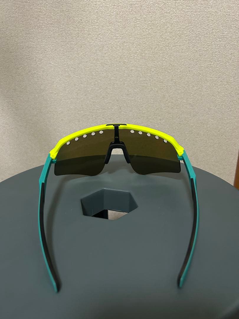 OAKLEY スポーツサングラス