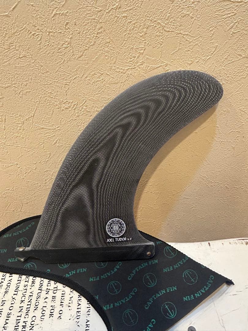 Captain Fin Joel Tudor 9.0インチフィン