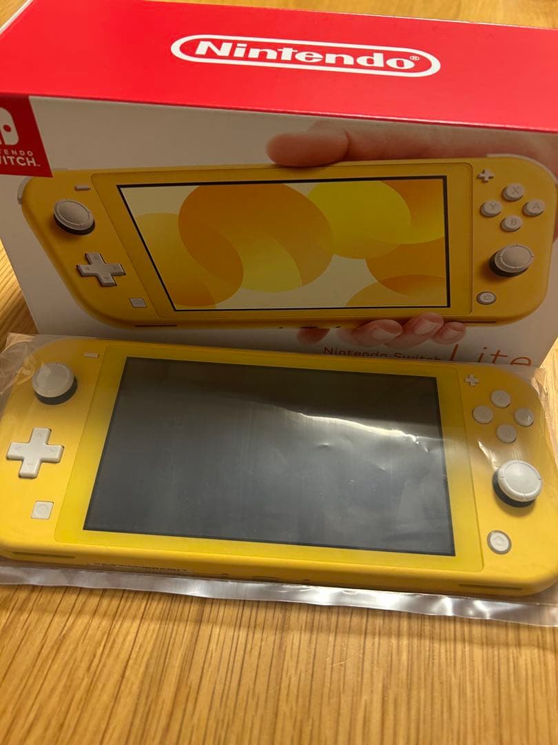 【超美品】Nintendo Switch Lite イエロー 本体