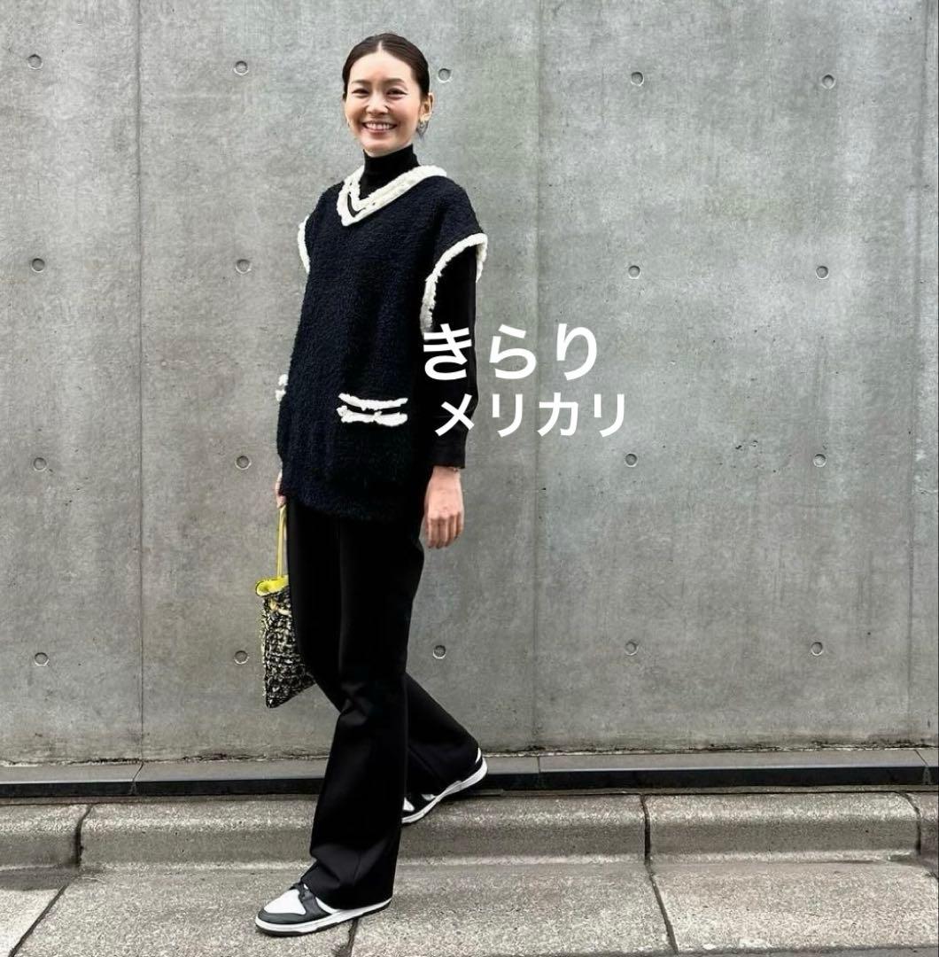 美品 ADORE アドーア ツィーディーニットベスト ブラック