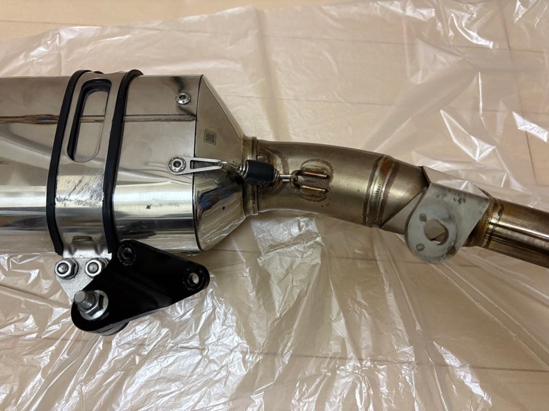 グロムマフラー　YOSHIMURA Ｒ-77サイクロンカーボンエンド