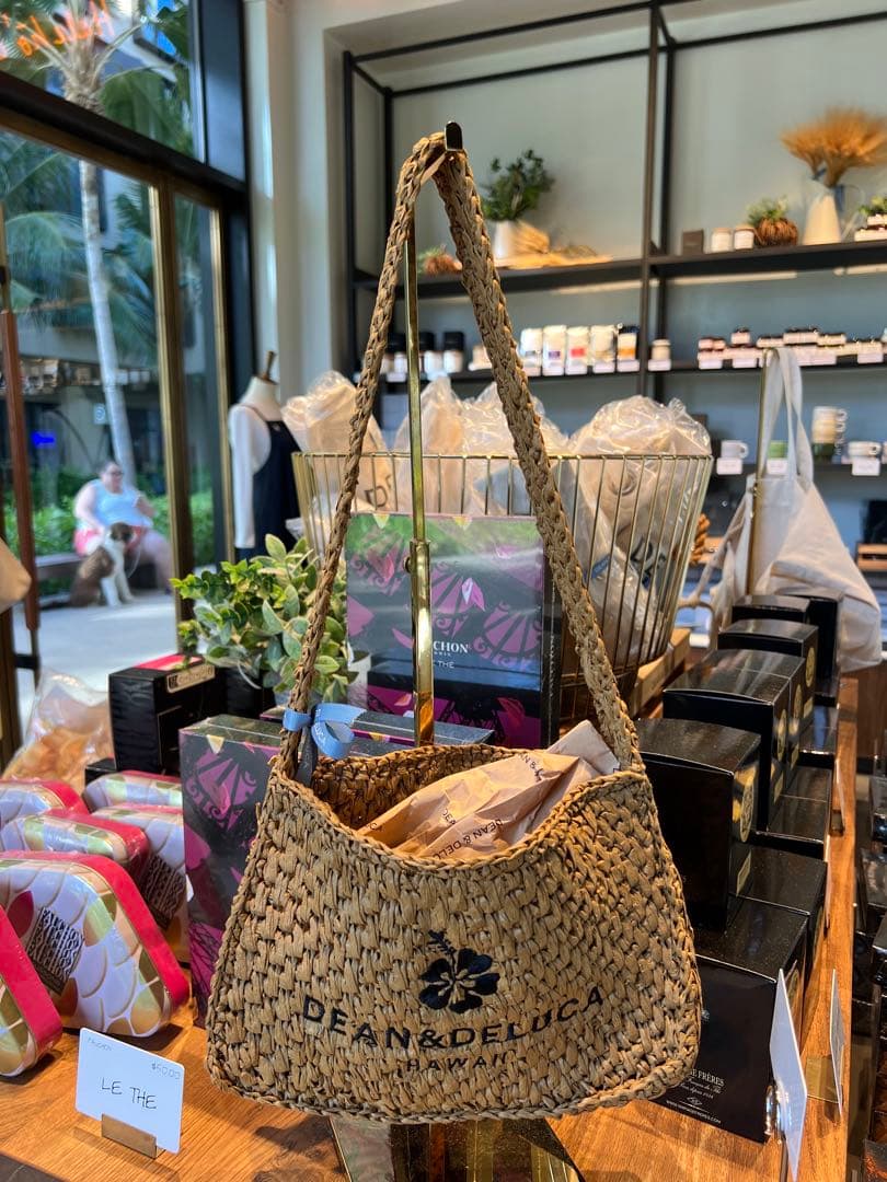 新品未使用　ハワイ　カカアコ　DEAN & DELUCA Raffia bag