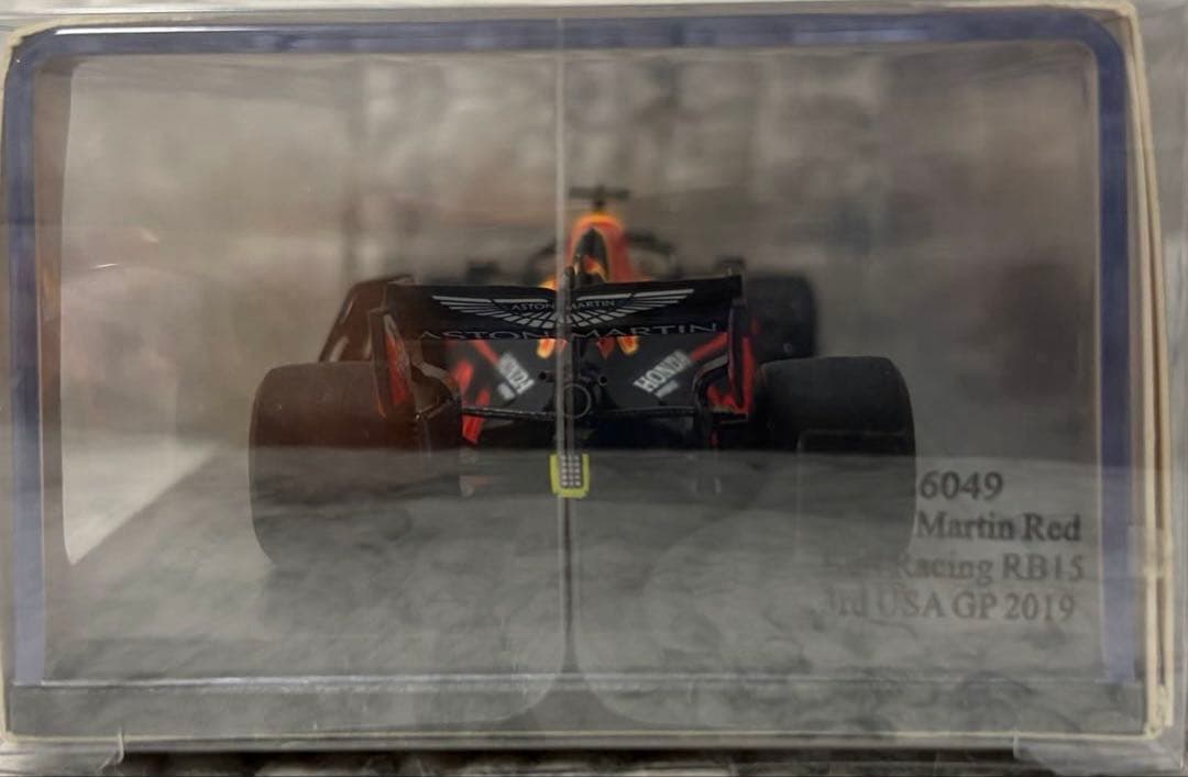 スパーク 1/43レッドブルRB15 フェルスタッペン2019USA3位100戦