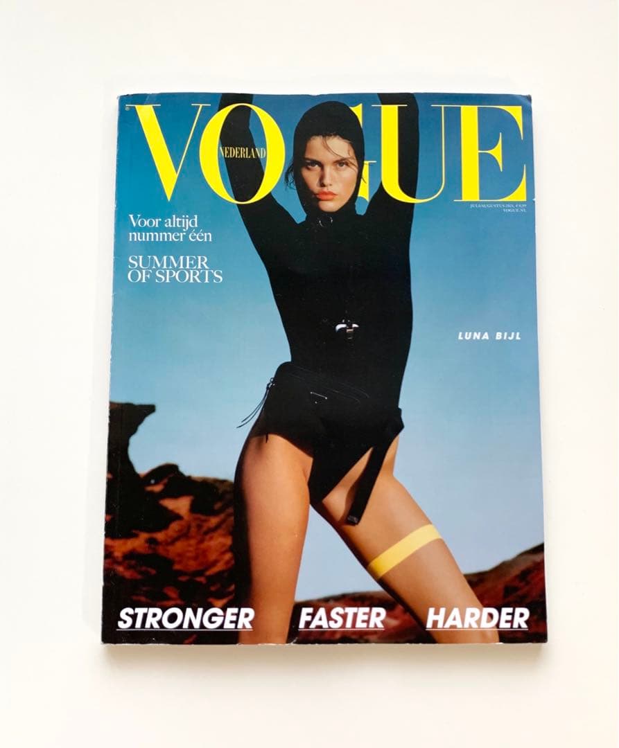 女性情報誌 Vogue Netherlands July/August 2021