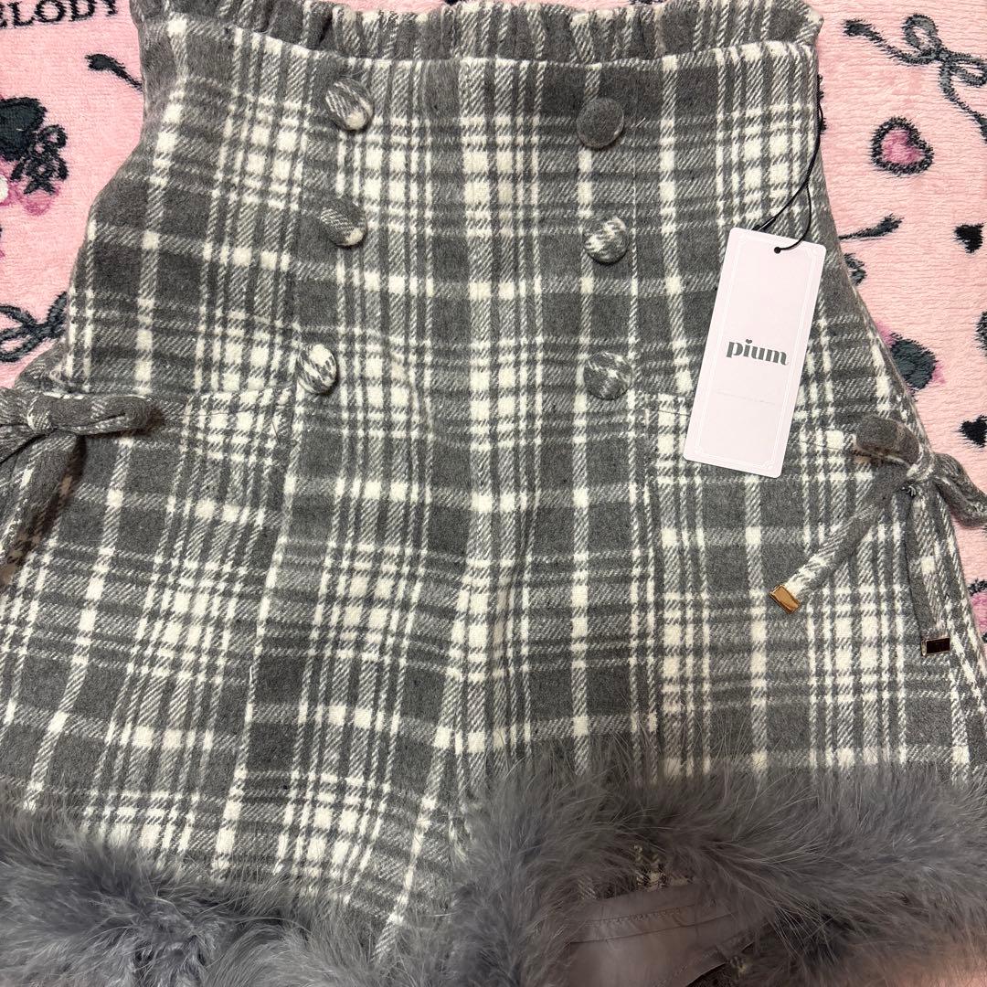 pium ハイウエストファーショートパンツ