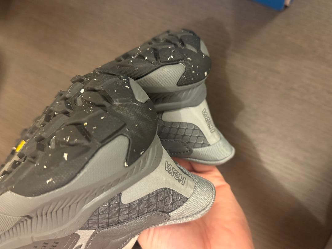 靴 HOKA project transport 24cm