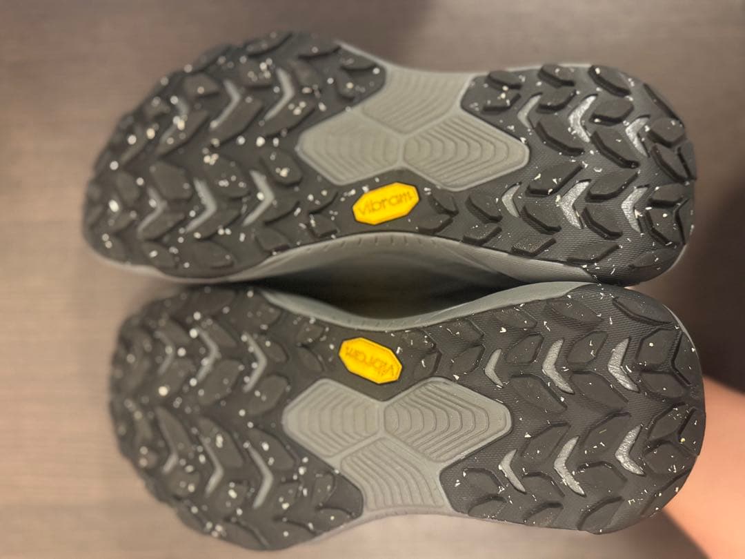 靴 HOKA project transport 24cm