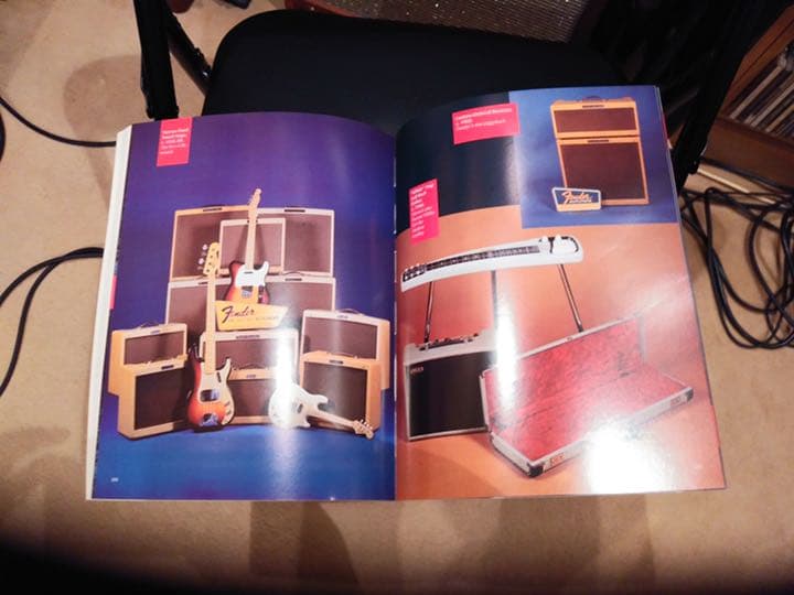 最終値下げ FENDER　AMPS　THE　FIRST　FIFTY　洋書