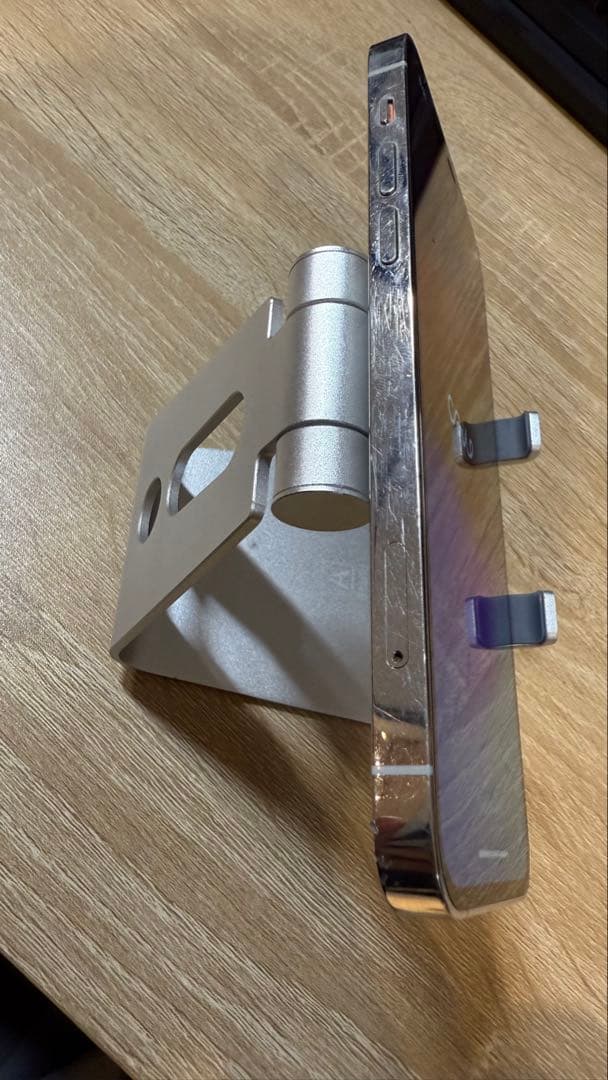 iPhone12Pro 256GB 背面割れ