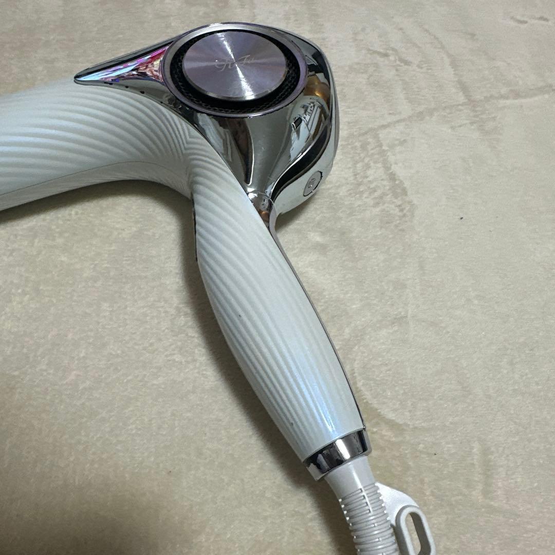 ReFa（リファ） ビューテックドライヤー プロ☆ホワイト RE-AJ02A