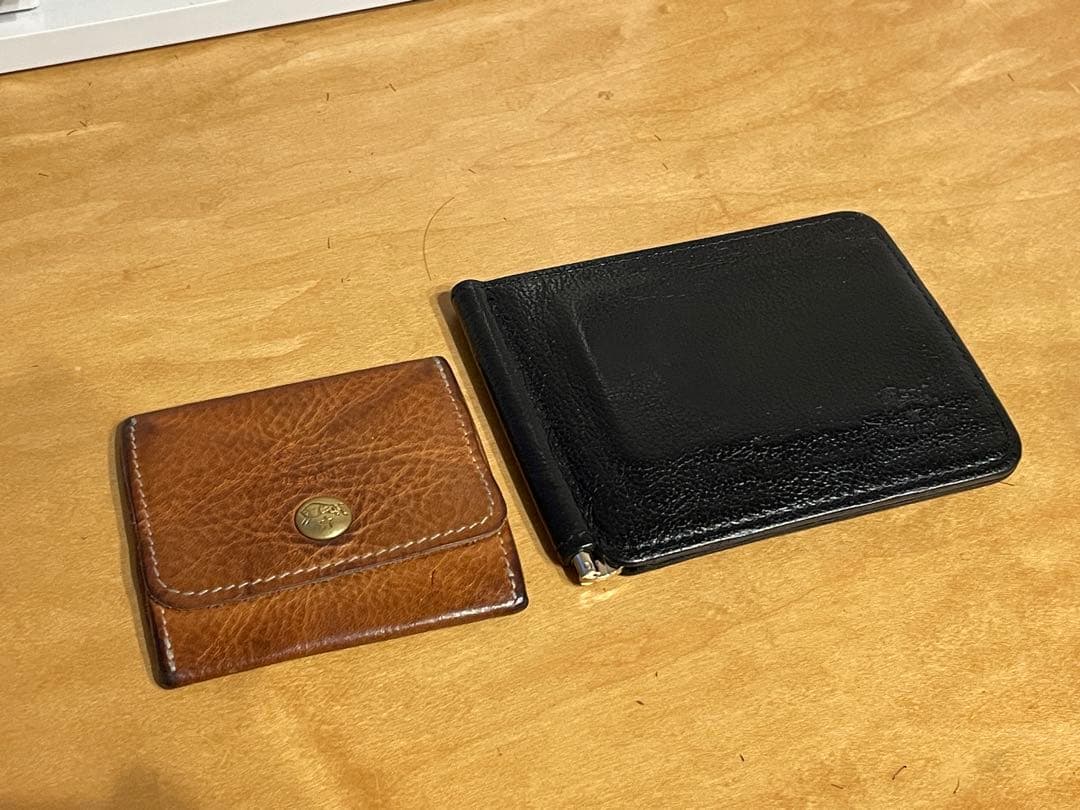 イルビゾンテ マネーグリップ ケース