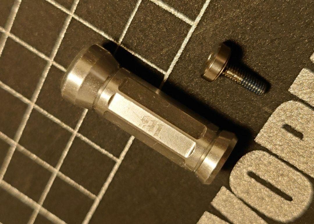 超希少非売品Megabass メガバス モノブロック 100XR アルミ ノブ