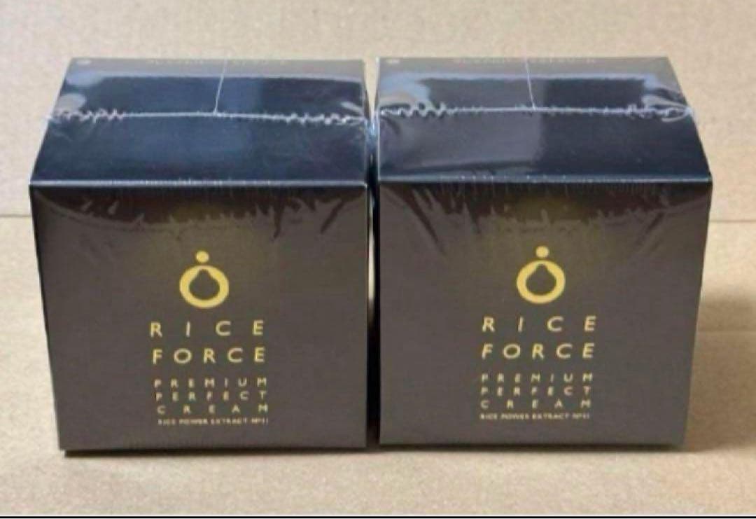 ライスフォース プレミアムパーフェクトクリーム 薬用湿潤クリームRF 30g×2